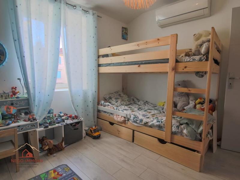 Appartement - 81 m² - 3 pièces