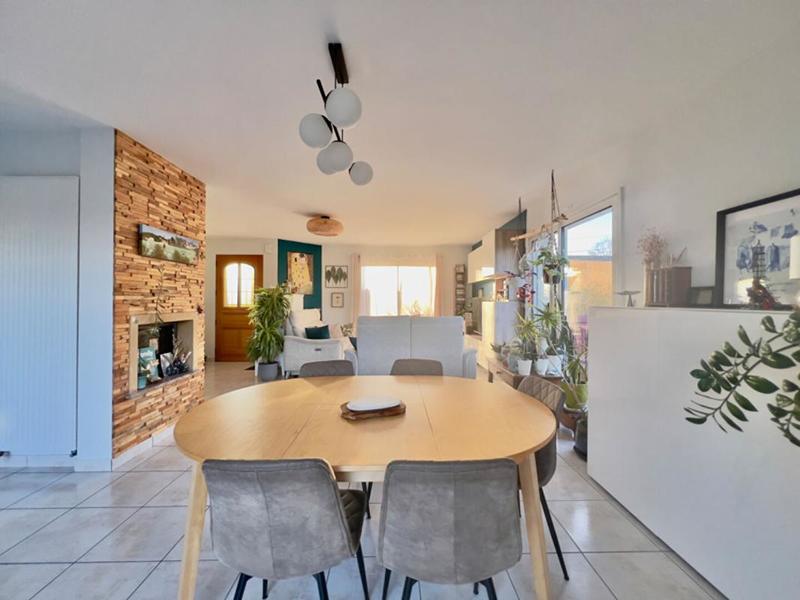 Maison - 138 m² - 6 pièces