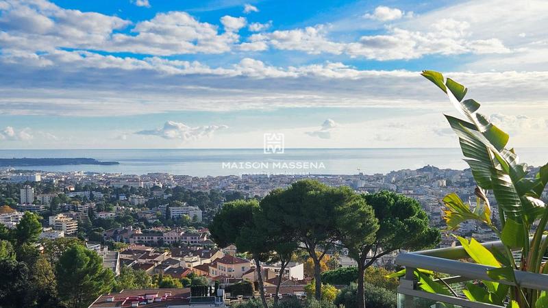 Appartement - 157 m² - 5 pièces