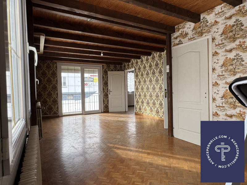 Maison - 124 m² - 8 pièces