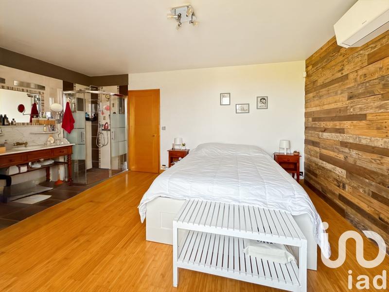 Maison - 140 m² - 7 pièces