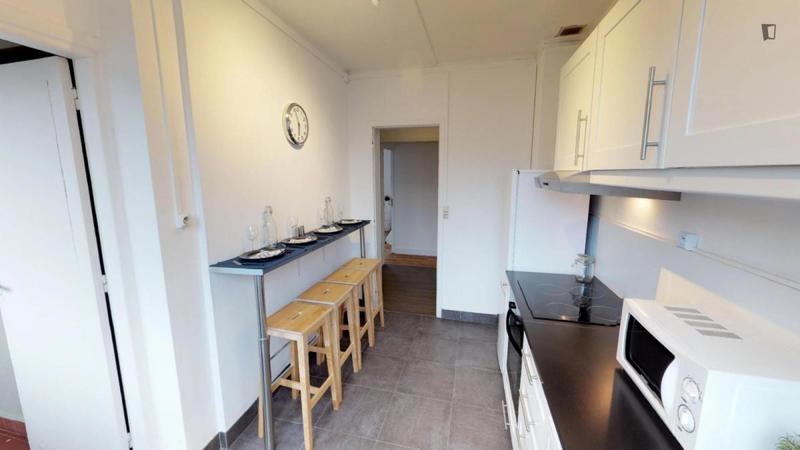 Chambre - 13 m² - 4 pièces