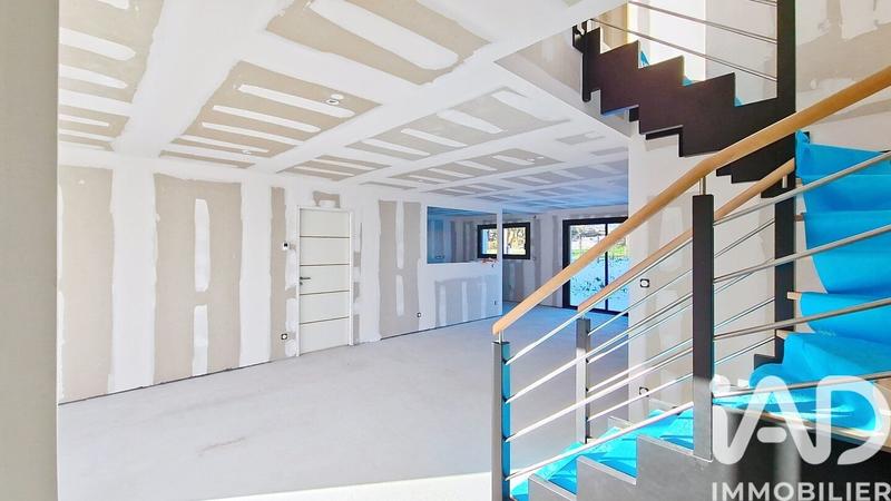 Maison de maîtres - 135 m² - 6 pièces