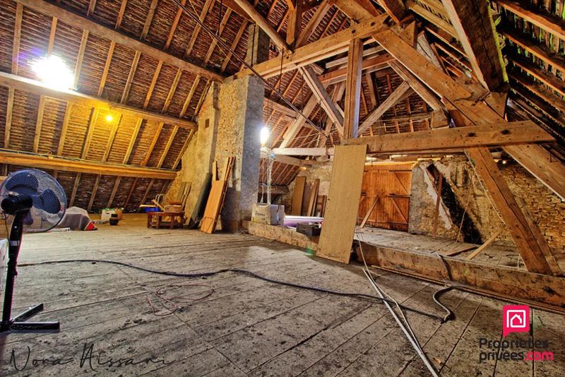 Demeure - 1 000 m² - 15 pièces