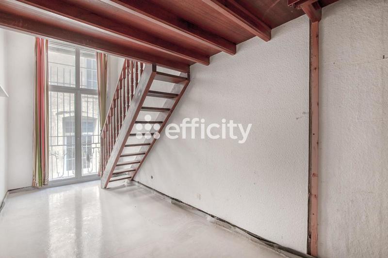 Appartement - 125 m² - 6 pièces