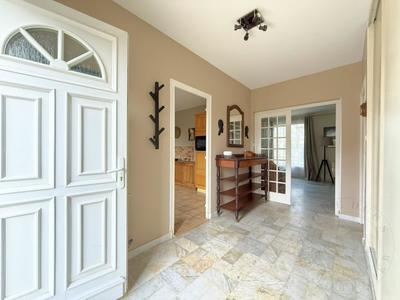 Maison - 160 m² - 7 pièces