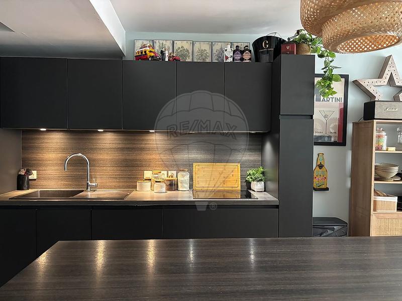 Appartement - 102 m² - 4 pièces