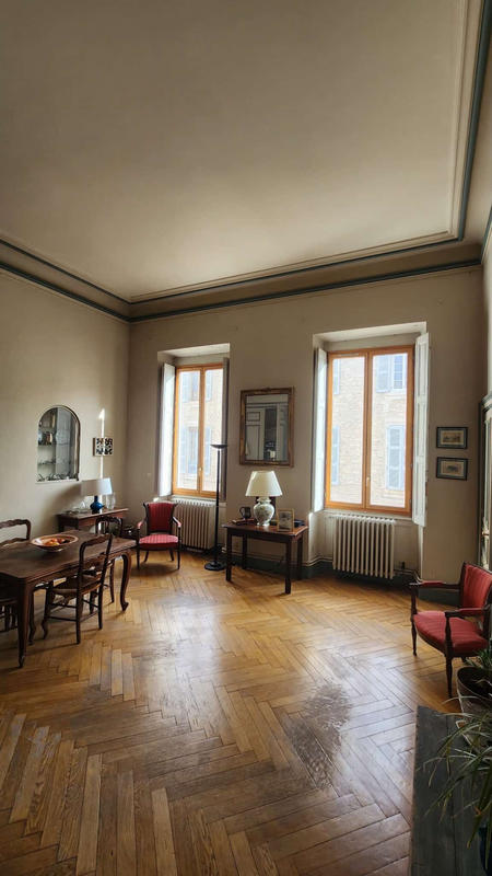 Appartement - 114 m² - 5 pièces