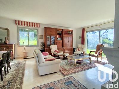 Maison - 180 m² - 8 pièces