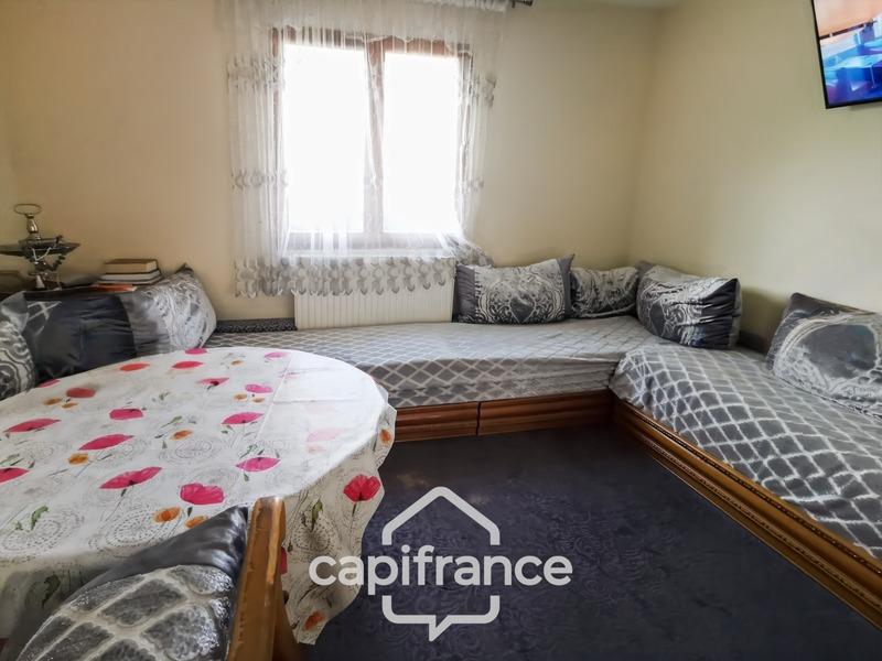 Maison - 188 m² - 9 pièces