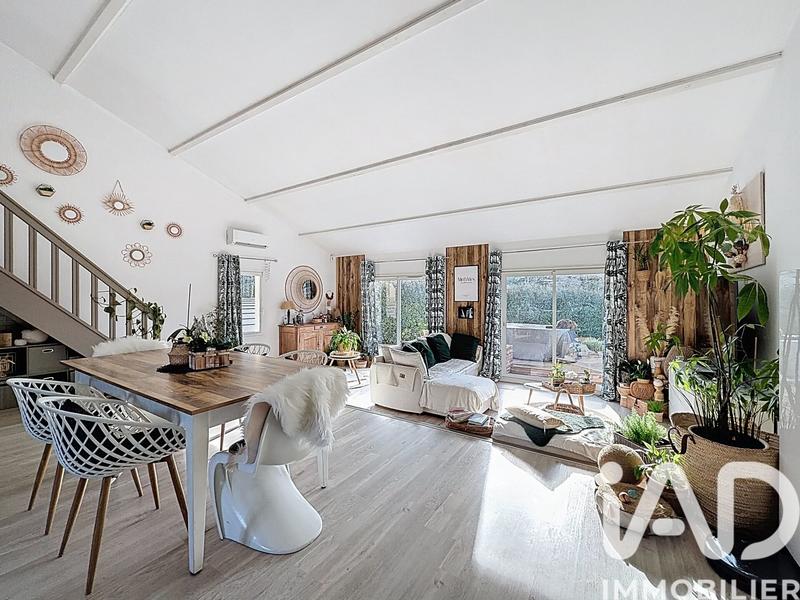 Maison - 171 m² - 7 pièces