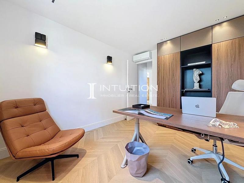Appartement - 84 m² - 3 pièces