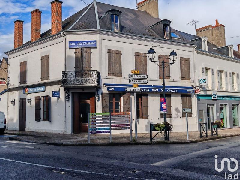 Maison - 350 m² - 6 pièces