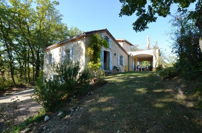 Maison en pierre - 147 m² - 5 pièces