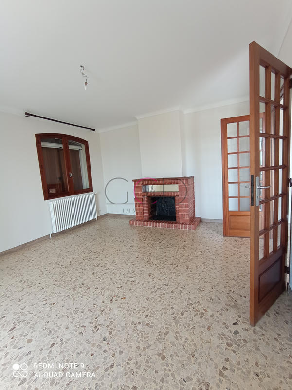 Appartement - 99 m² - 5 pièces