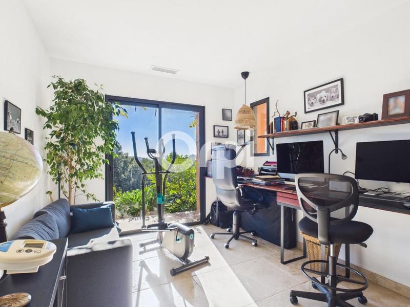 Villa - 218 m² - 5 pièces