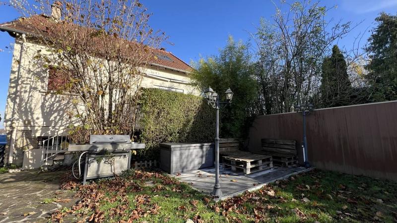 Maison - 100 m² - 6 pièces