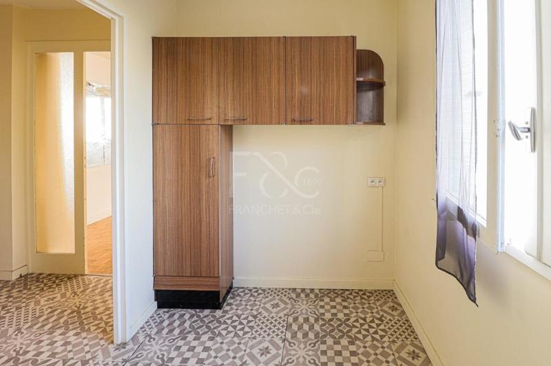 Appartement - 49 m² - 2 pièces