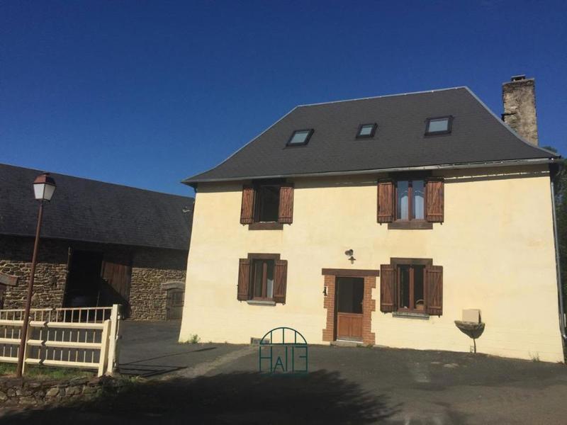 Maison - 140 m² - 6 pièces