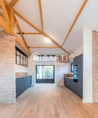 Maison - 90 m² - 4 pièces