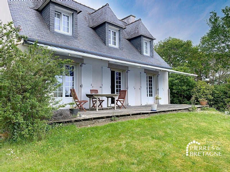 Maison - 140 m² - 6 pièces