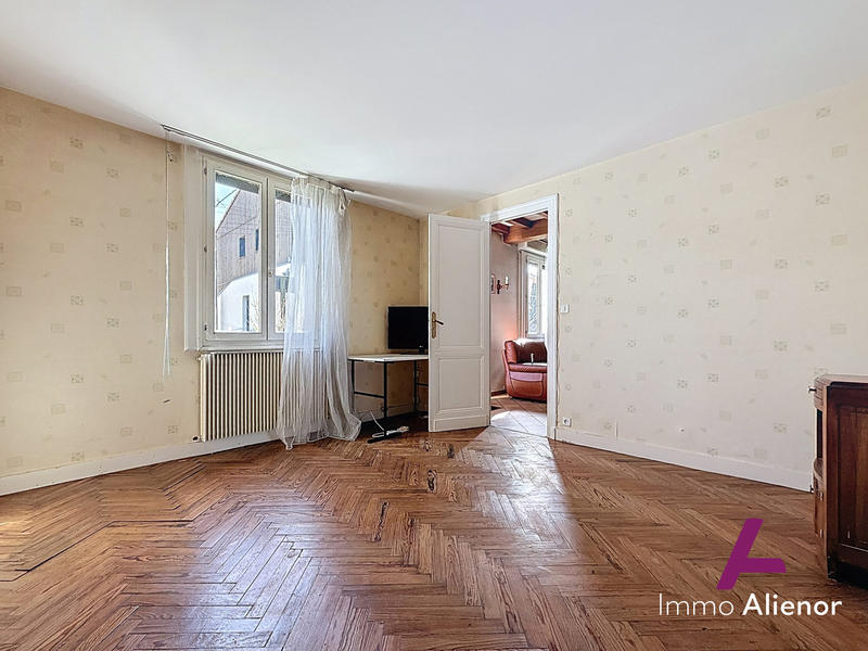 Maison - 123 m² - 6 pièces