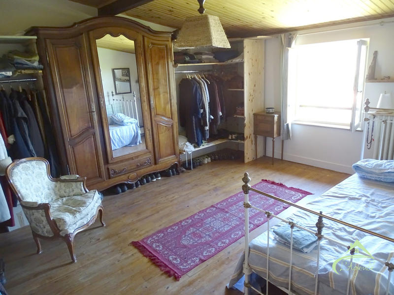 Maison ancienne - 89 m² - 3 pièces