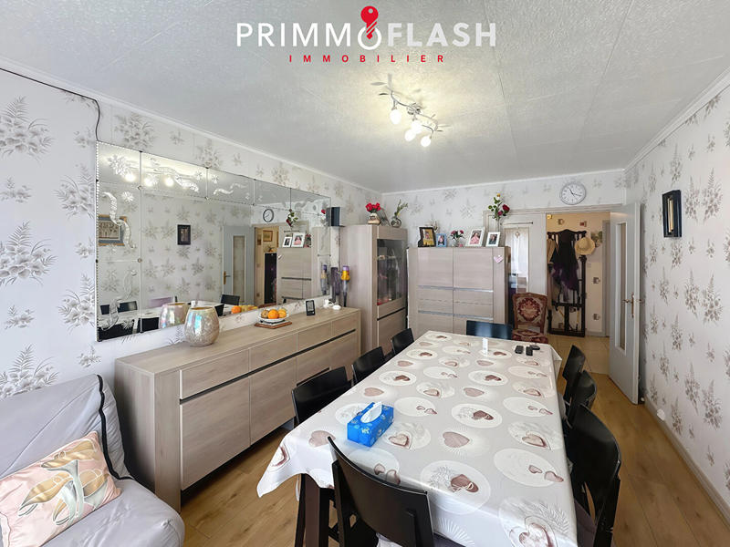 Appartement - 79 m² - 4 pièces