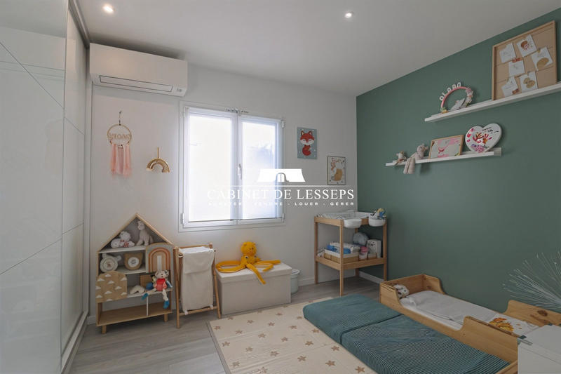 Maison - 152 m² - 6 pièces