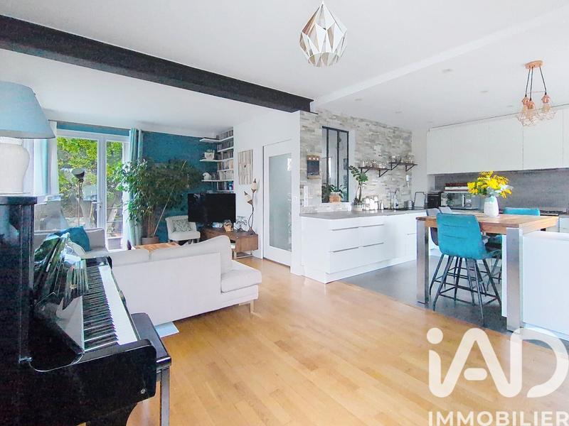 Maison - 95 m² - 4 pièces