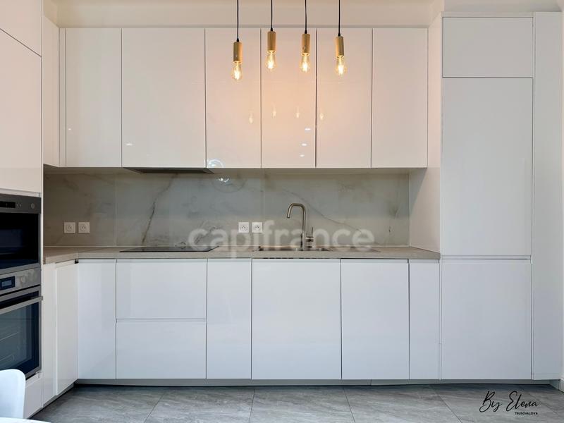 Appartement bourgeois - 73 m² - 4 pièces