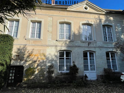 Maison - 390 m² - 10 pièces