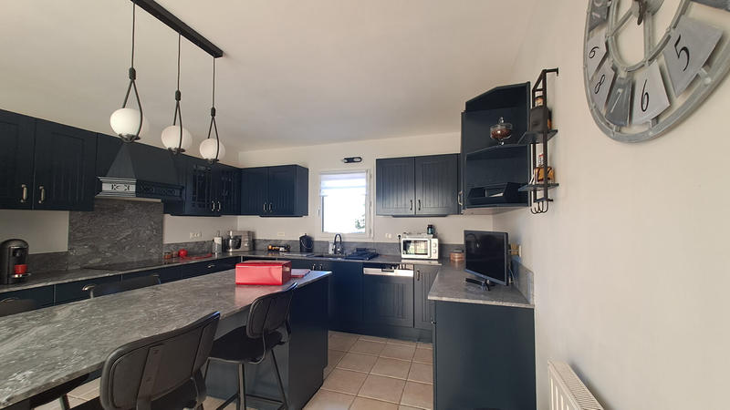 Maison - 137 m² - 6 pièces