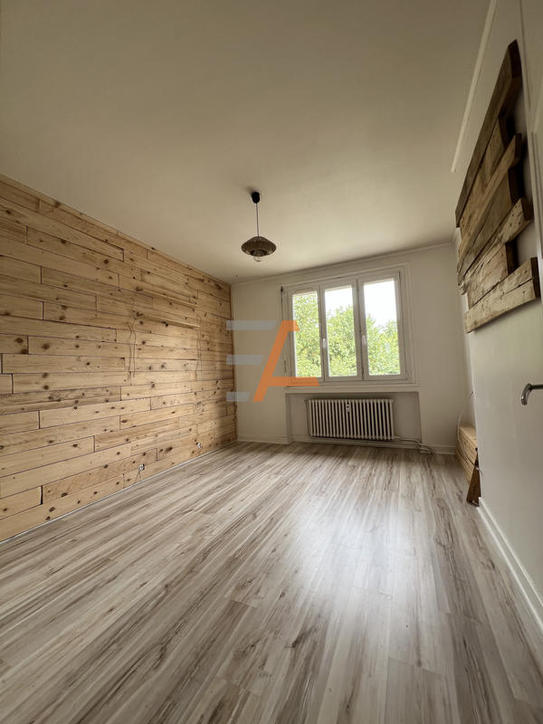 Appartement - 84 m² - 4 pièces