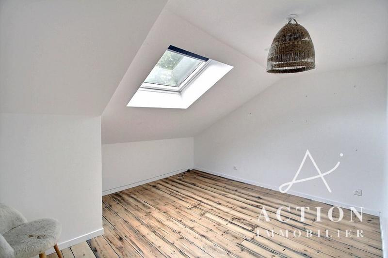 Maison - 289 m² - 8 pièces