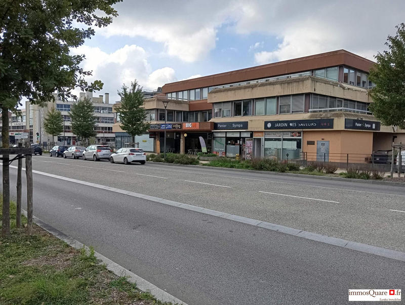 Bureau - 70 m² - 3 pièces