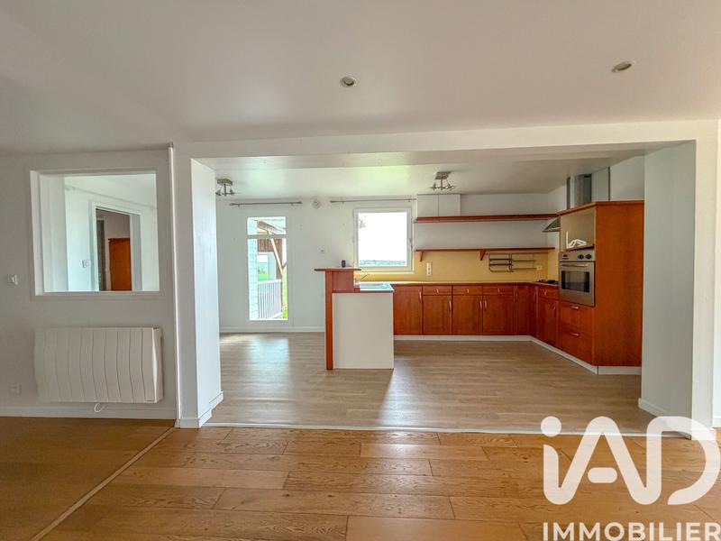 Maison - 135 m² - 5 pièces