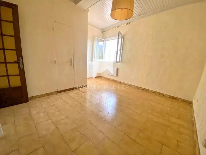 Appartement - 90 m² - 4 pièces