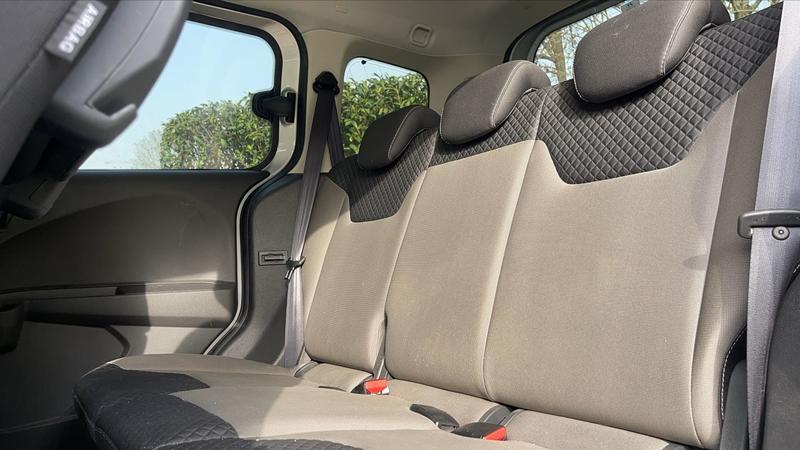 Ford Tourneo 1.0 EcoBoost 100 Titanium - Entretien constructeur