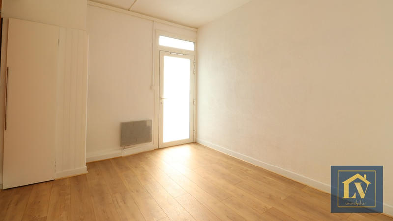 Local commercial - 24 m² - 2 pièces