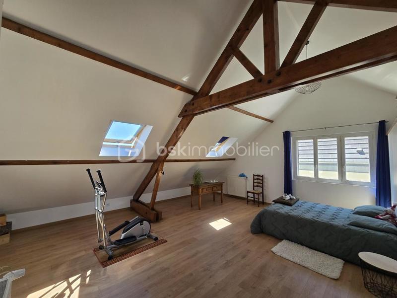 Maison - 185 m² - 7 pièces