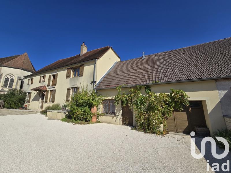 Maison de village - 212 m² - 7 pièces