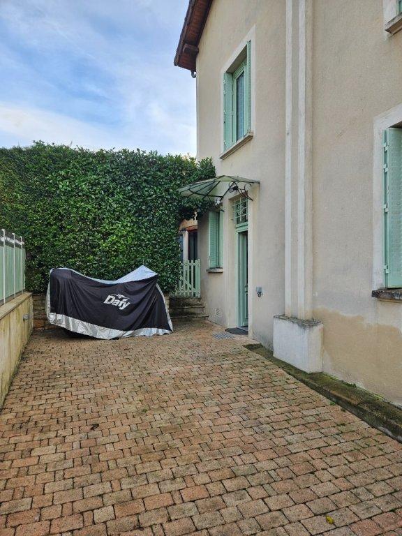 Maison - 128 m² - 4 pièces