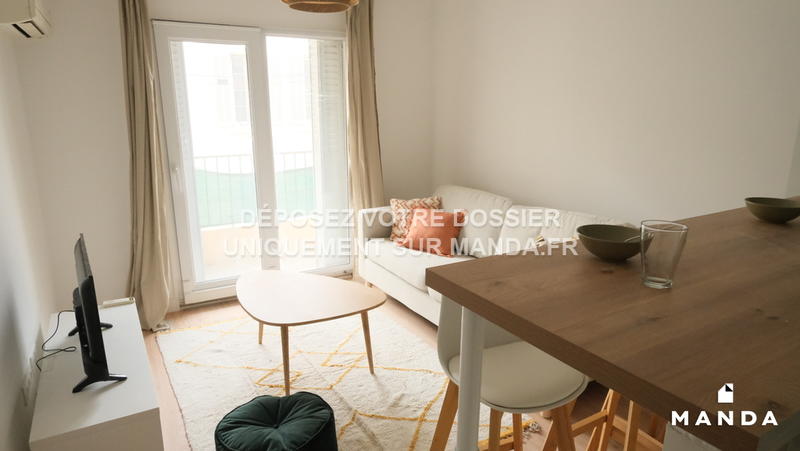 Chambre - 9 m² - 4 pièces