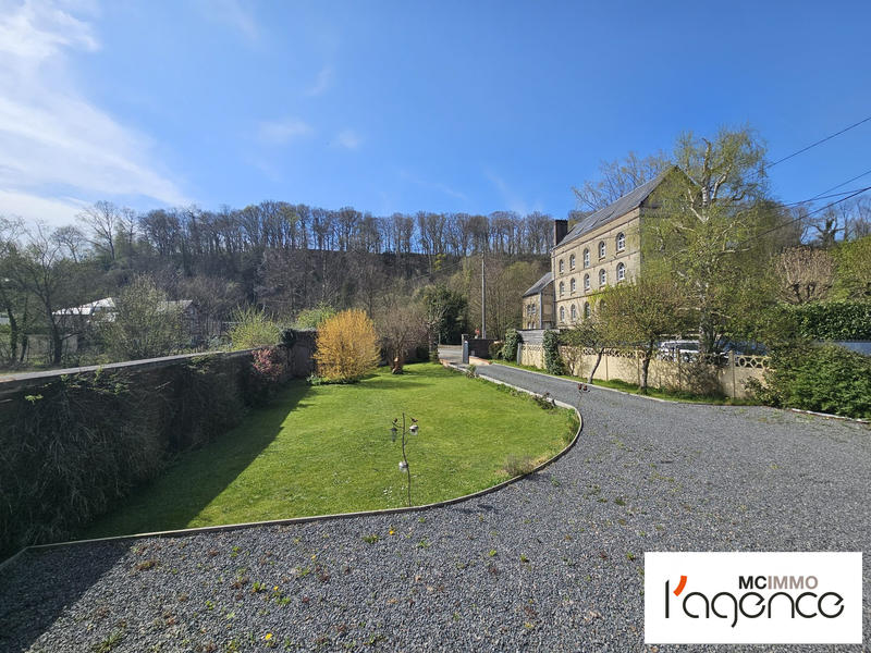 Maison - 167 m² - 8 pièces