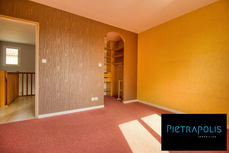 Maison traditionnelle - 175 m² - 6 pièces