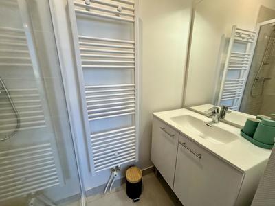 Chambre - 13 m² - 1 pièce