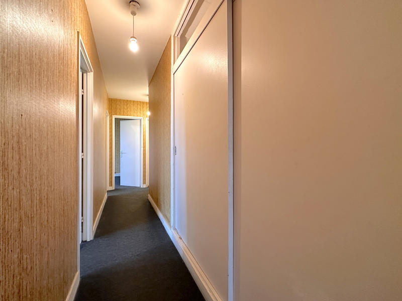 Appartement - 106 m² - 5 pièces