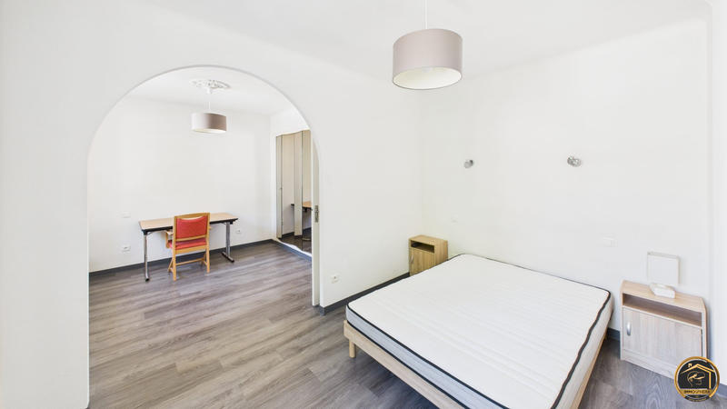 Maison ancienne - 218 m² - 5 pièces