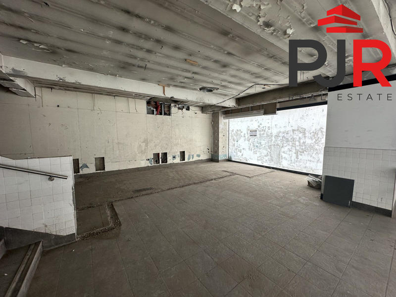 Local commercial - 366 m²
